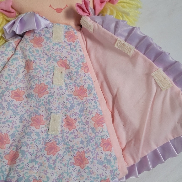 Vintage Amtoy Dolly Tales Plush Doll Nursery Tales Book Doll 1987 - Picture 5 of 12